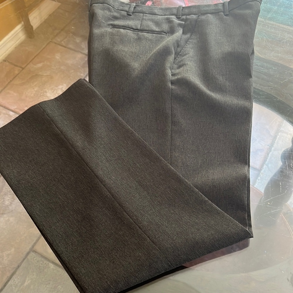 Men’s Manhattan dress pants gray